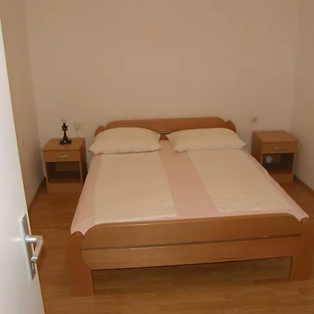 Apartment Tea Makarska Exterior photo