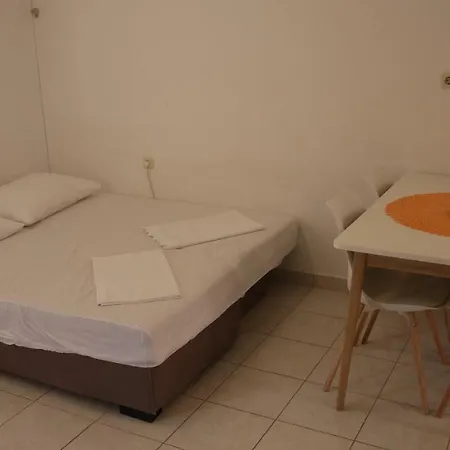 Apartment Tea Makarska Exterior photo